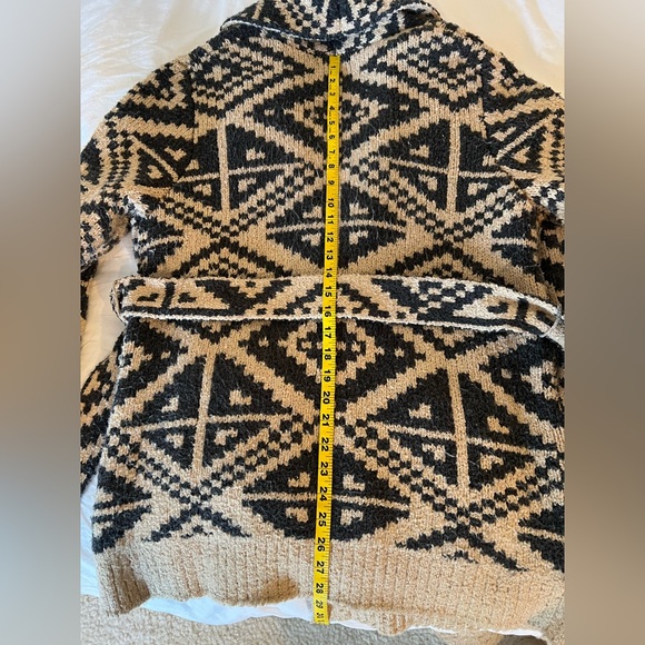 Banana Republic Heritage Intarsia Cardigan Sweater - Picture 8 of 10